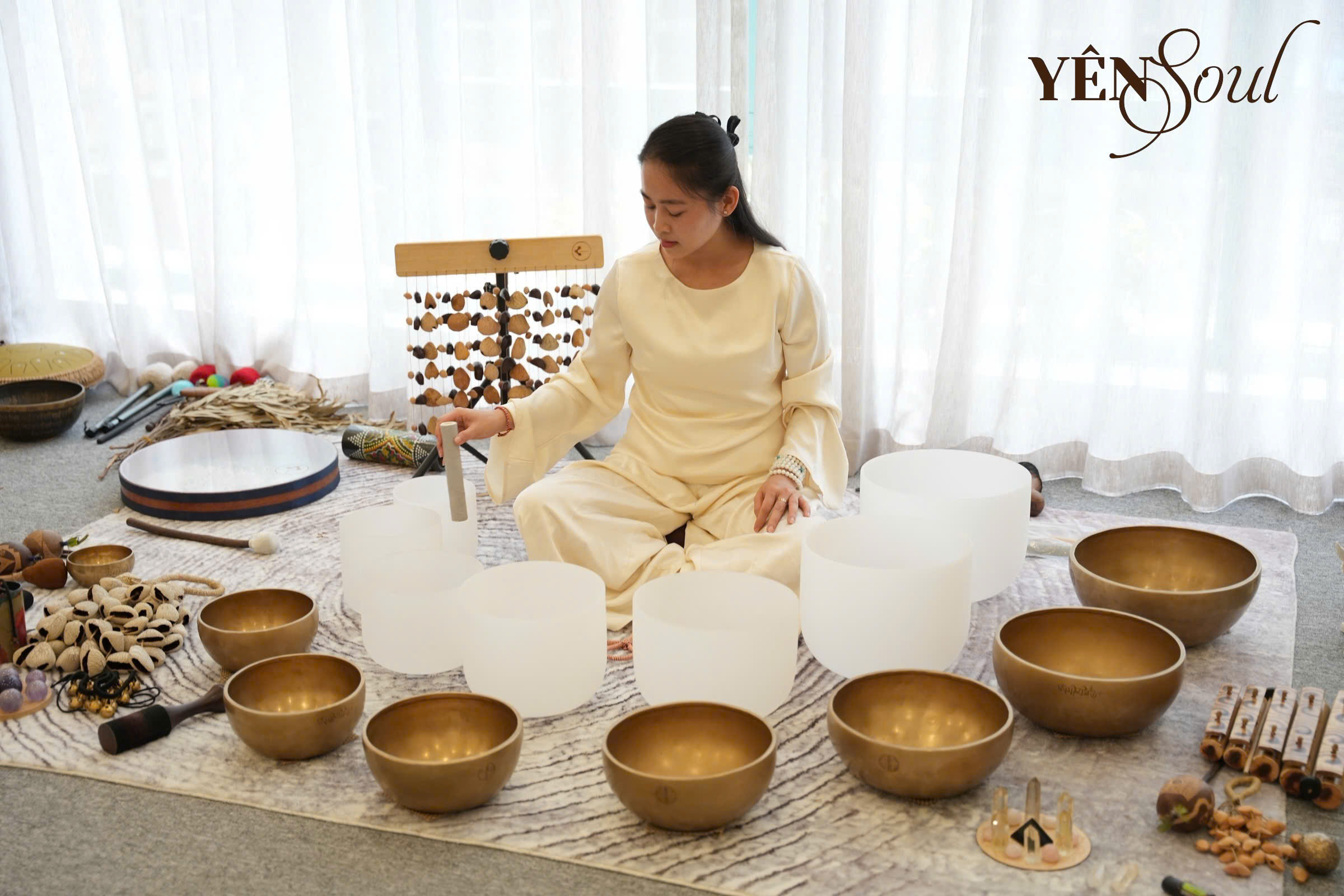 Học viên tham gia chương trình đào tạo Sound Healing và chữa lành