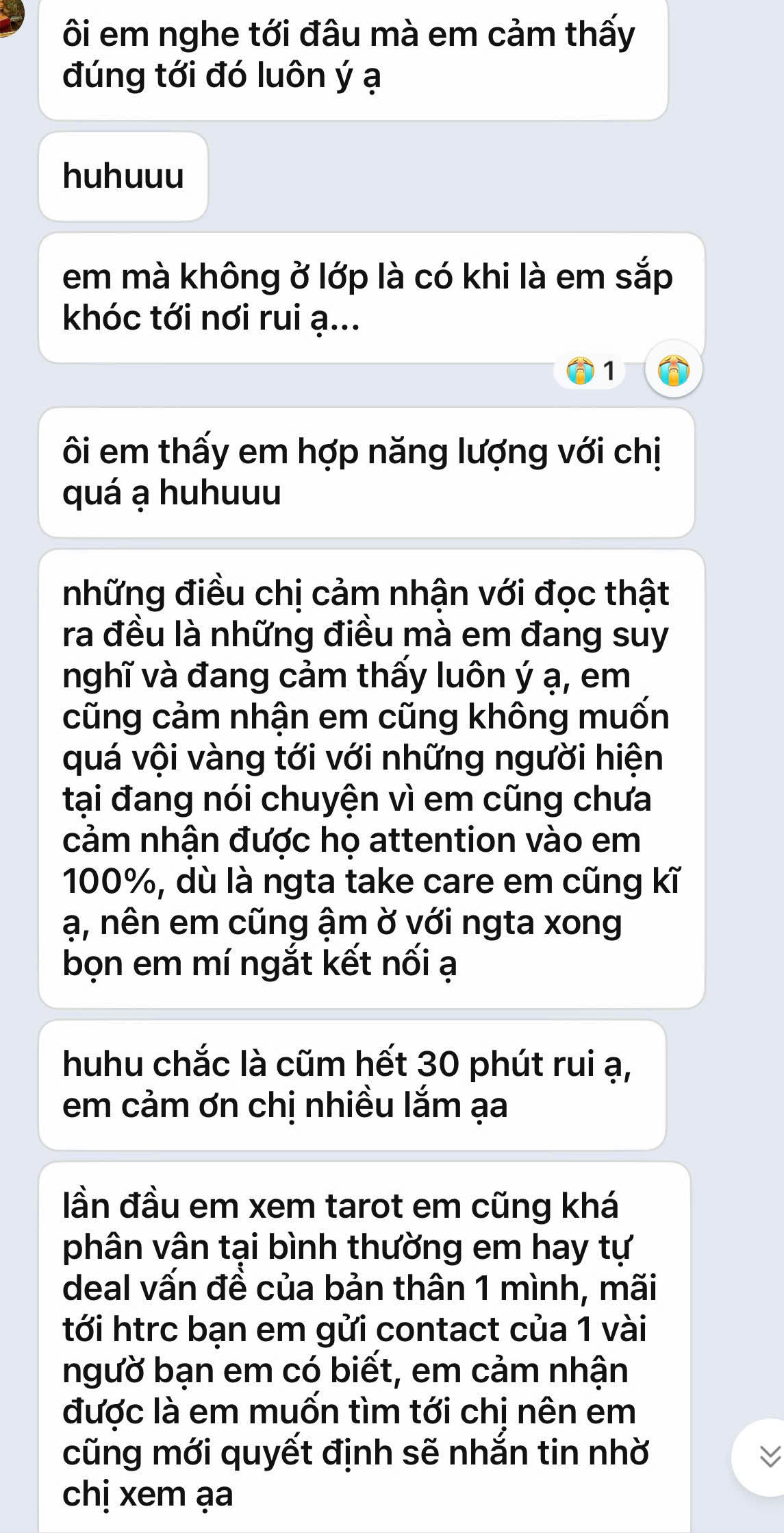 Ảnh chụp đánh giá tích cực của học viên và khách hàng về hành trình chữa lành