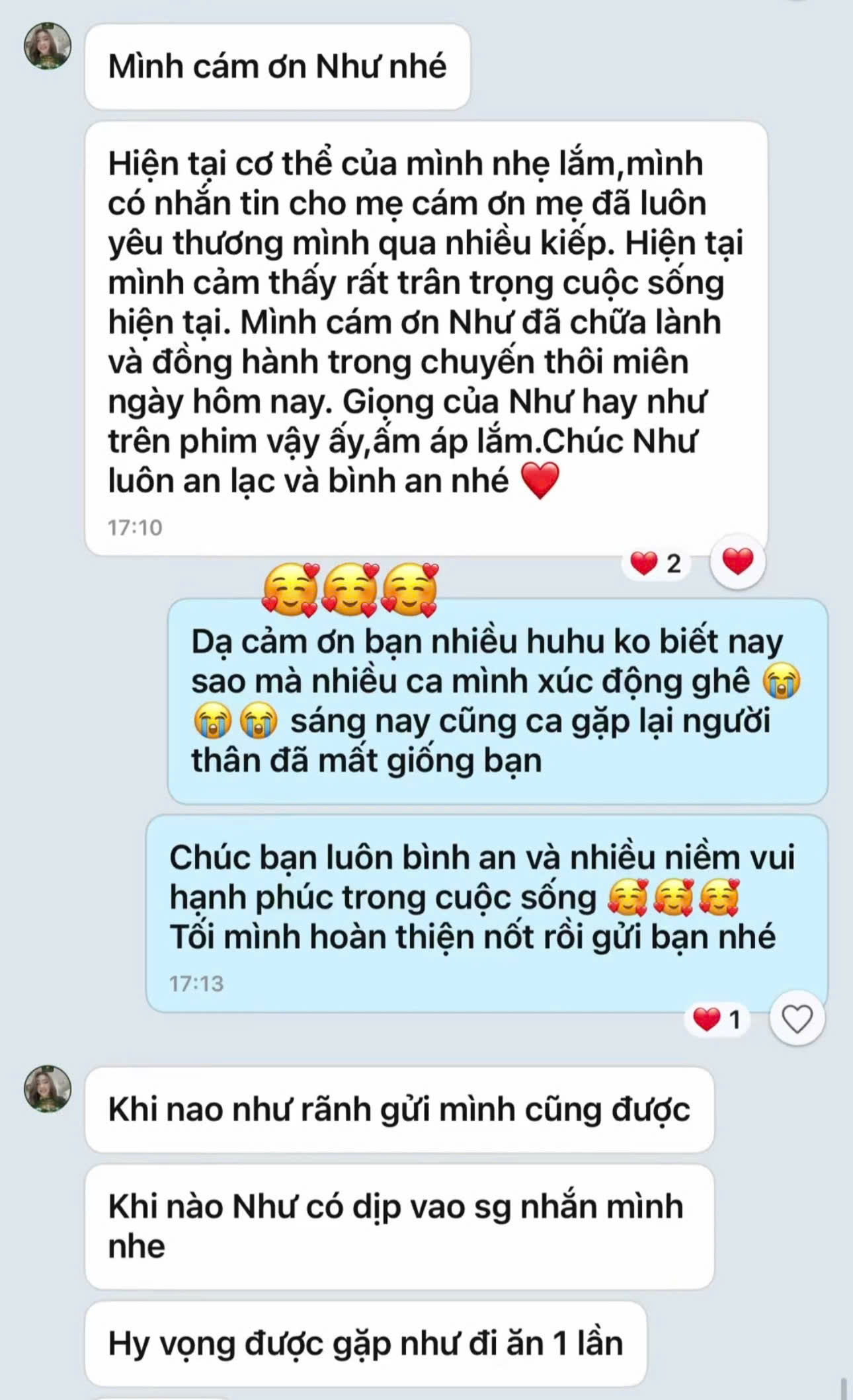 Tin nhắn chia sẻ cảm nhận của khách hàng về trải nghiệm cùng Tuệ Như