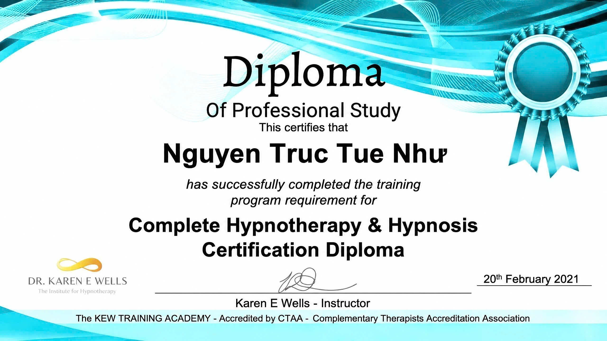 Khoảnh khắc của Tuệ Như trong không gian sáng và thanh bình