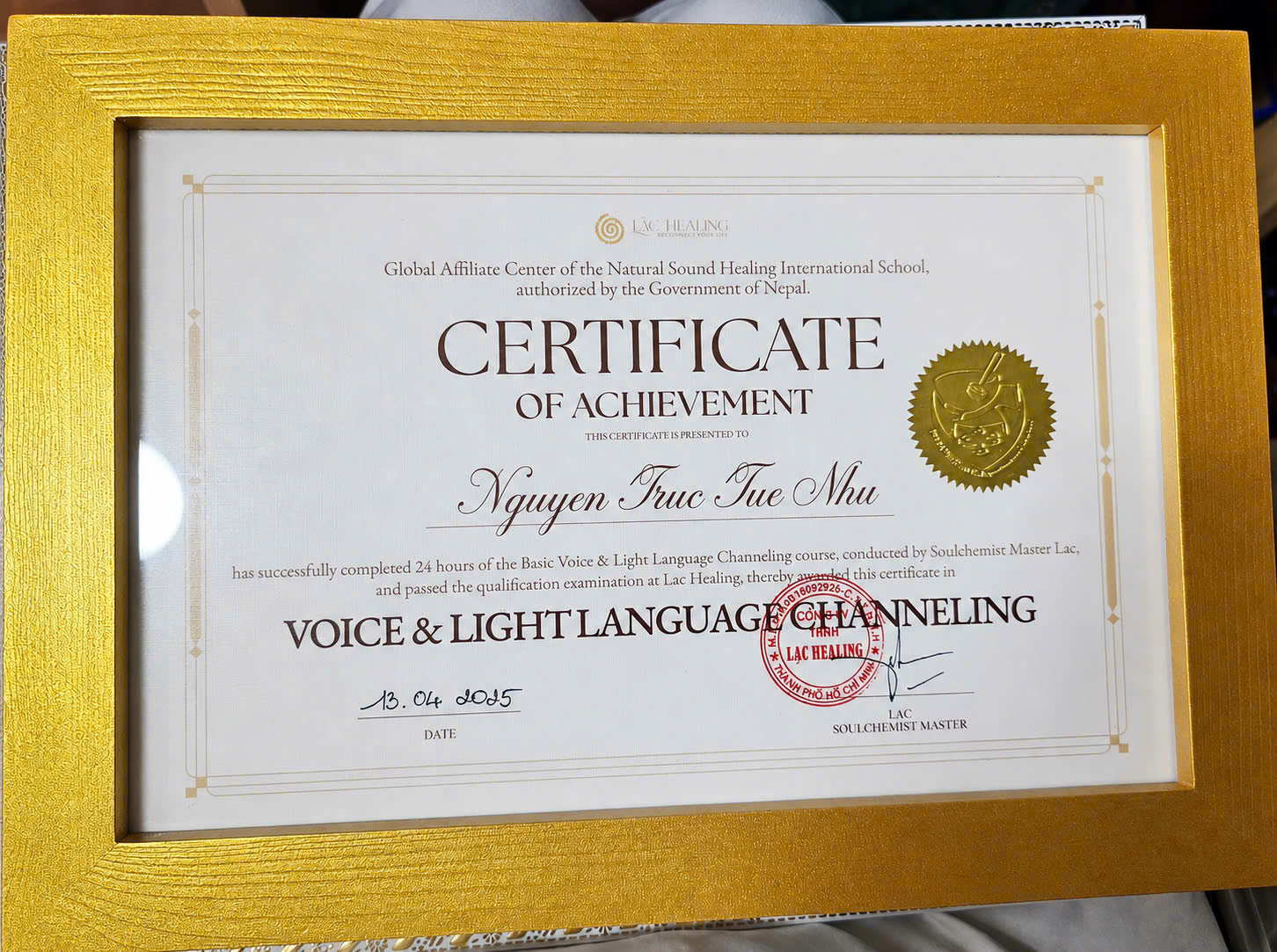 Hình ảnh Tuệ Như trong hành trình nghiên cứu và thực hành chữa lành