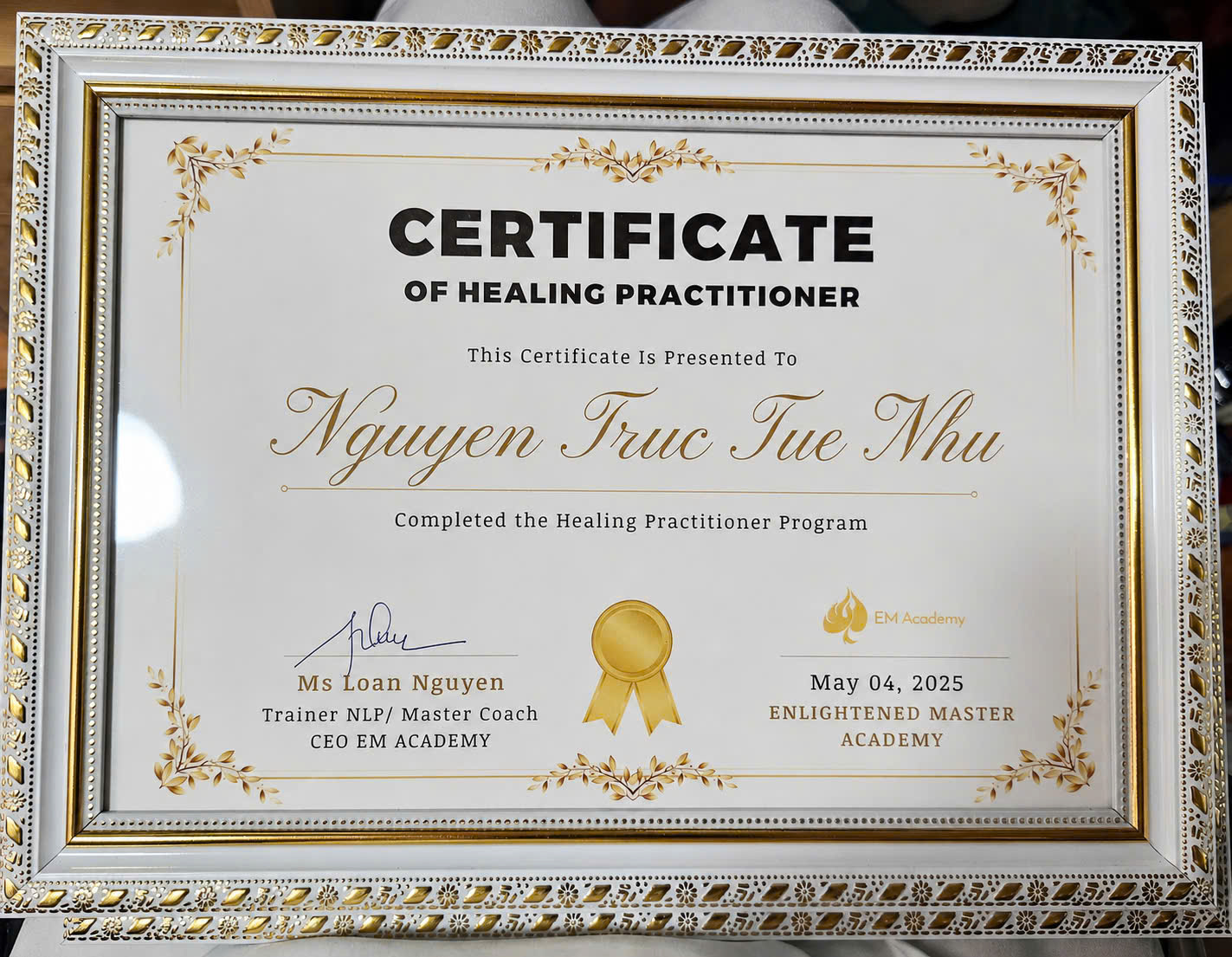 Tuệ Như trong không gian yên tĩnh và kết nối nội tâm